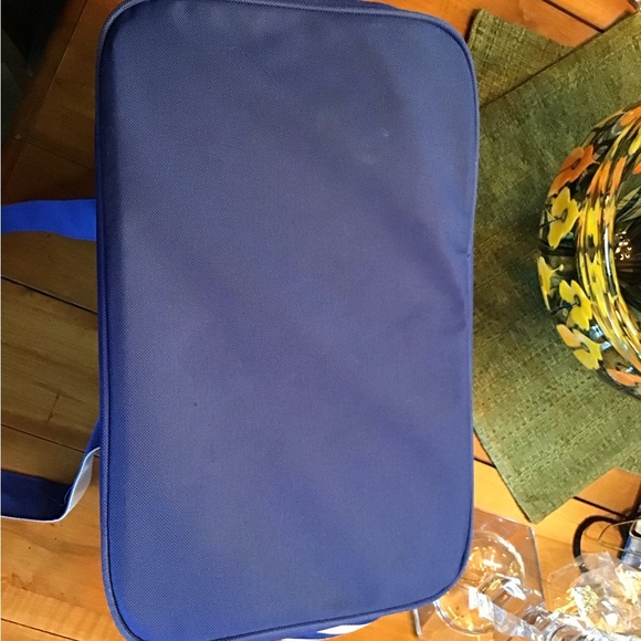 NWT Beautiful Neiman Marcus Cooler Tote Bag in Blue and White Stripes - Picture 9 of 9